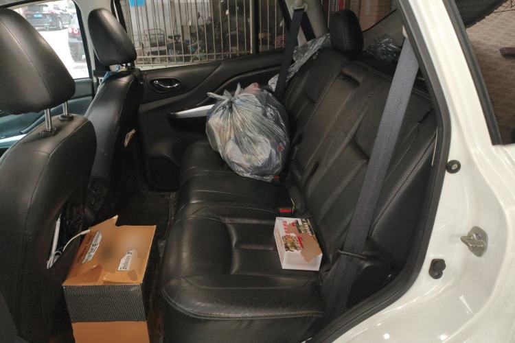 Used Nissan Terra 2020 2.5L XV 4WD Automatic Four-Wheel Drive Flagship Edition Left Rear Seat