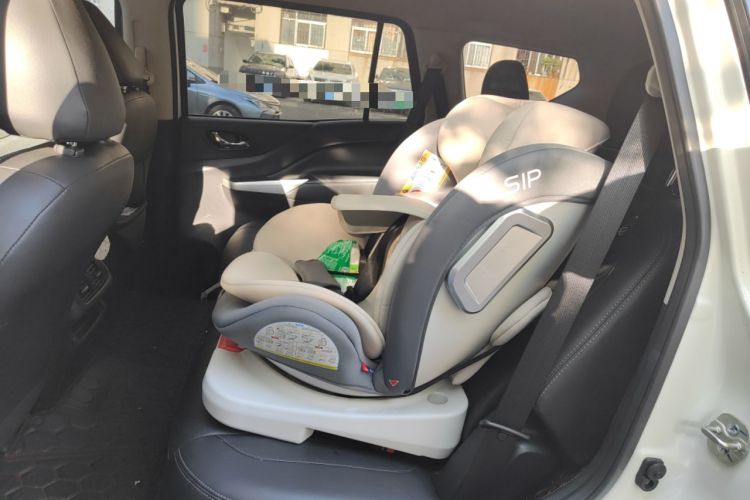 Used Nissan Terra 2020 2.5L XL Upper Automatic Two-Wheel Drive Luxury Edition Left Rear Seat