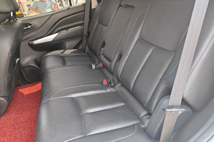 Used Nissan Terra 2020 2.5L XL Upper 4WD Automatic Four-Wheel Drive Luxury Edition Left Rear Seat
