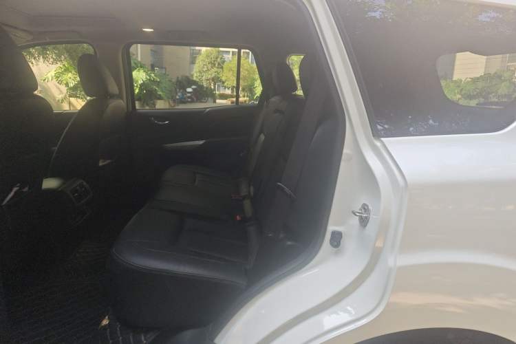 Used Nissan Terra 2020 2.5L XV 4WD Automatic Four-Wheel Drive Flagship Edition Left Rear Seat