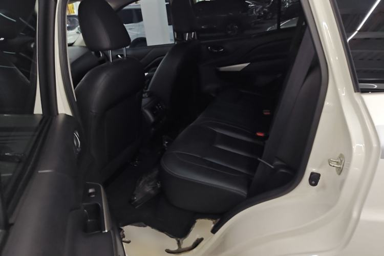 Used Nissan Terra 2020 2.5L XL Upper 4WD Automatic Four-Wheel Drive Luxury Edition Left Rear Seat