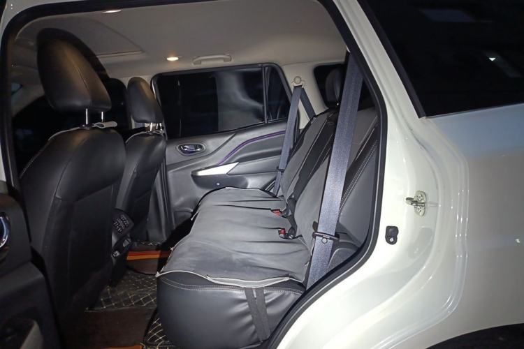 Used Nissan Terra 2020 2.5L XL Upper 4WD Automatic Four-Wheel Drive Luxury Edition Left Rear Seat