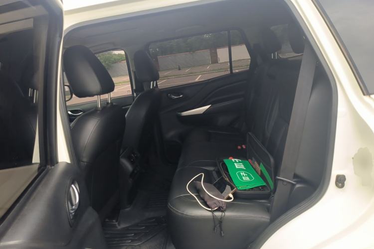 Used Nissan Terra 2020 2.5L XL Upper 4WD Automatic Four-Wheel Drive Luxury Edition Left Rear Seat