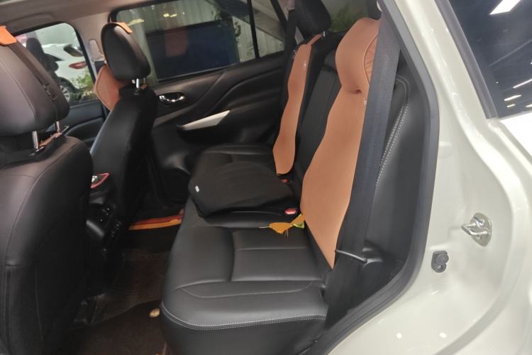 Used Nissan Terra 2020 2.5L XL Upper 4WD Automatic Four-Wheel Drive Luxury Edition Left Rear Seat