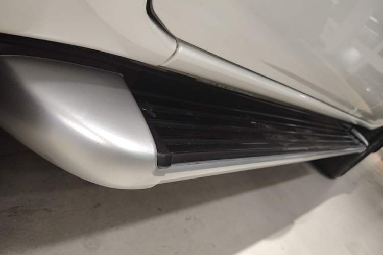 Used Nissan Terra 2020 2.5L XL Upper Automatic Two-Wheel Drive Luxury Edition Left Side Sill
