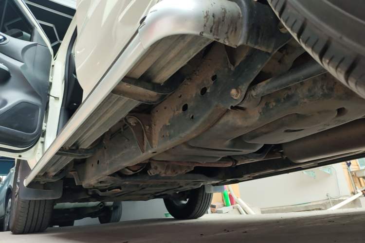 Used Nissan Terra 2020 2.5L XV 4WD Automatic Four-Wheel Drive Flagship Edition Left Side Sill