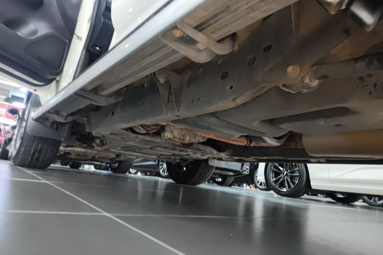 Used Nissan Terra 2020 2.5L XL Upper 4WD Automatic Four-Wheel Drive Luxury Edition Left Side Sill