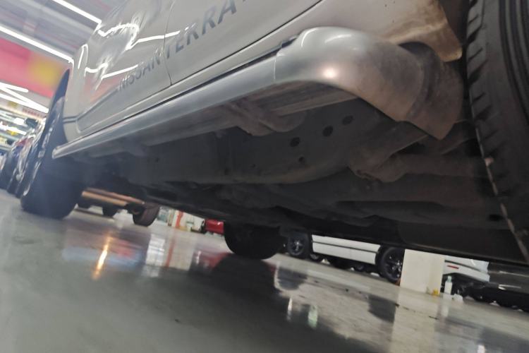 Used Nissan Terra 2020 2.5L XL Upper 4WD Automatic Four-Wheel Drive Luxury Edition Left Side Sill