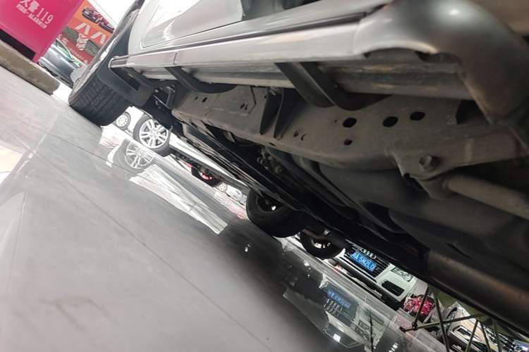 Used Nissan Terra 2020 2.5L XV 4WD Automatic Four-Wheel Drive Flagship Edition Left Side Sill