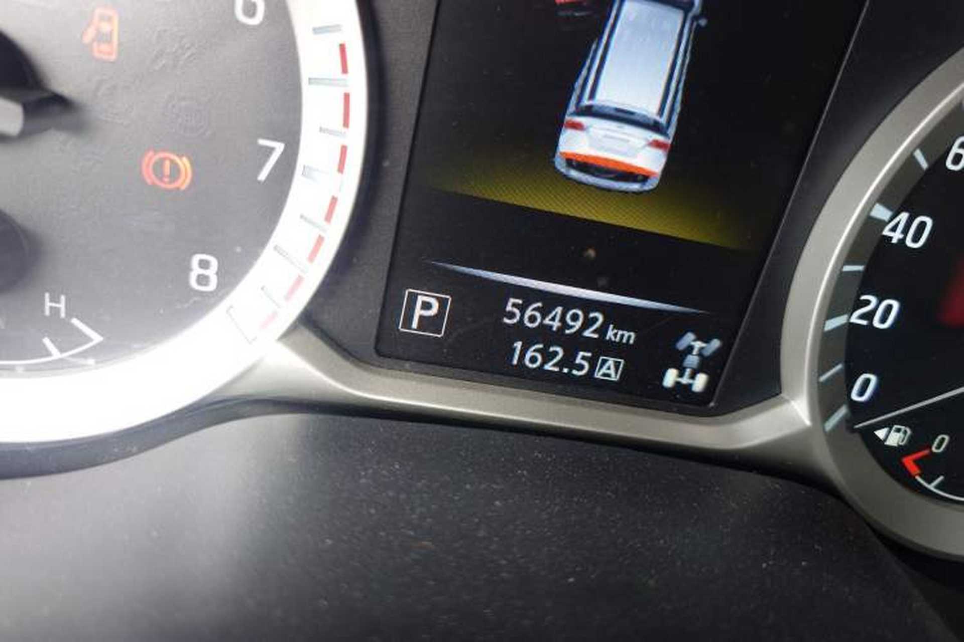 Used Nissan Terra 2020 2.5L XL Upper 4WD Automatic Four-Wheel Drive Luxury Edition Odometer Close Up