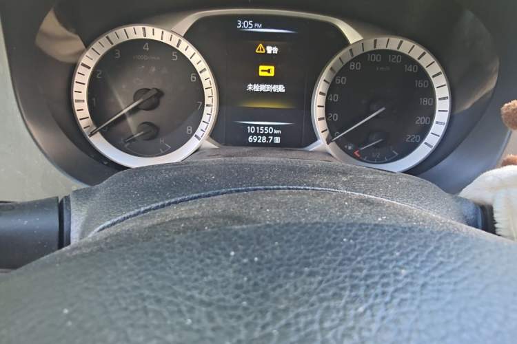 Used Nissan Terra 2020 2.5L XL Upper 4WD Automatic Four-Wheel Drive Luxury Edition Odometer Close Up