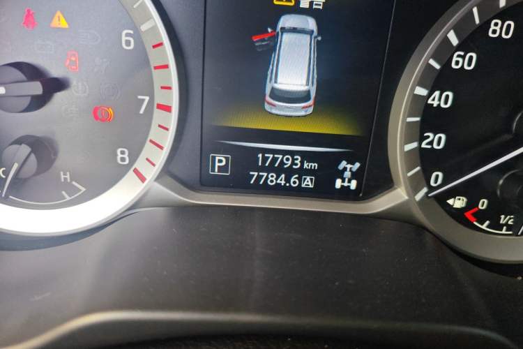Used Nissan Terra 2020 2.5L XV 4WD Automatic Four-Wheel Drive Flagship Edition Odometer Close Up