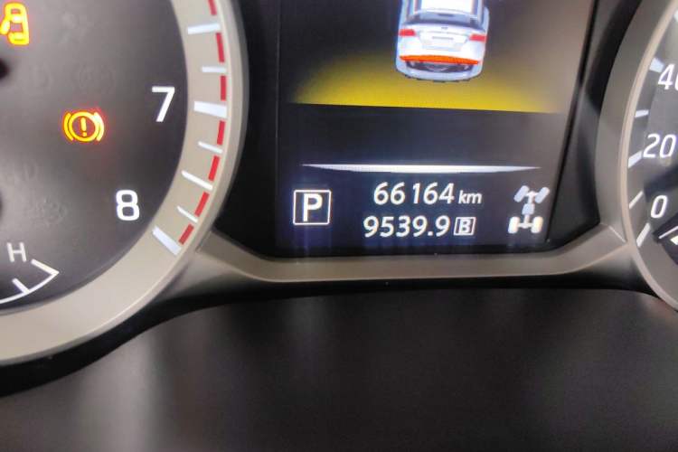 Used Nissan Terra 2020 2.5L XL Upper 4WD Automatic Four-Wheel Drive Luxury Edition Odometer Close Up