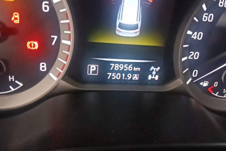 Used Nissan Terra 2020 2.5L XL Upper 4WD Automatic Four-Wheel Drive Luxury Edition Odometer Close Up