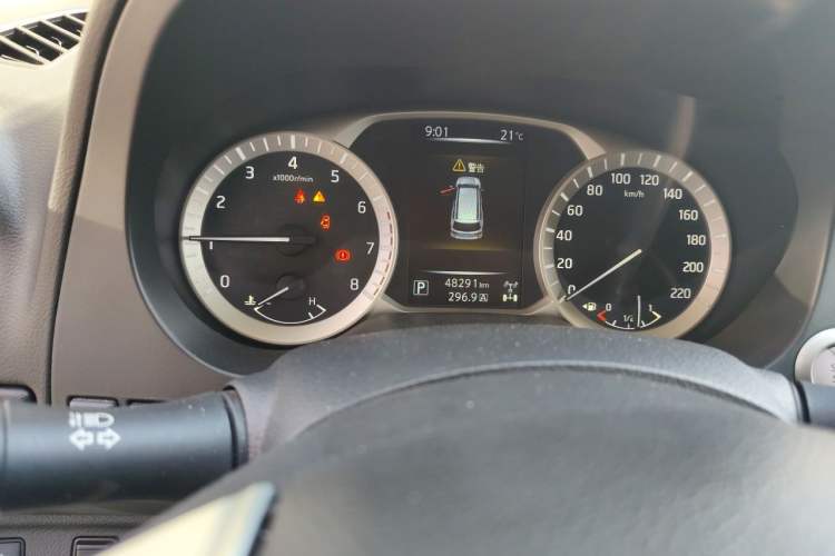 Used Nissan Terra 2020 2.5L XL Upper 4WD Automatic Four-Wheel Drive Luxury Edition Odometer Close Up