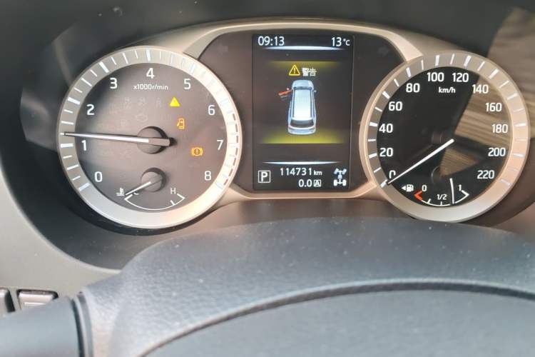 Used Nissan Terra 2020 2.5L XL Upper 4WD Automatic Four-Wheel Drive Luxury Edition Odometer Close Up