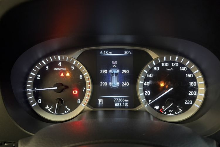 Used Nissan Terra 2020 2.5L XL Upper Automatic Two-Wheel Drive Luxury Edition Odometer Close Up