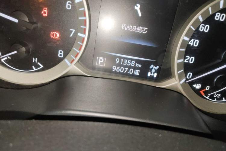 Used Nissan Terra 2020 2.5L XL Upper 4WD Automatic Four-Wheel Drive Luxury Edition Odometer Close Up