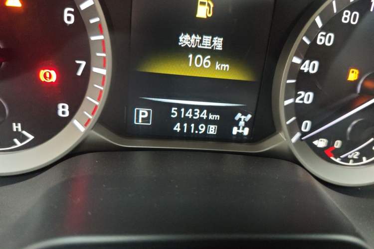 Used Nissan Terra 2020 2.5L XL Upper 4WD Automatic Four-Wheel Drive Luxury Edition Odometer Close Up