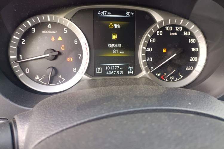 Used Nissan Terra 2020 2.5L XL Upper 4WD Automatic Four-Wheel Drive Luxury Edition Odometer Close Up