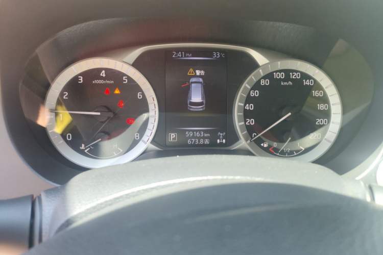 Used Nissan Terra 2020 2.5L XL Upper 4WD Automatic Four-Wheel Drive Luxury Edition Odometer Close Up