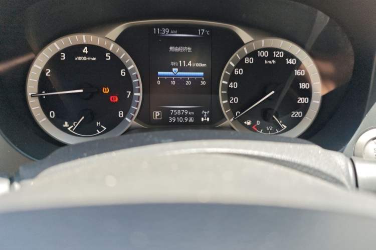 Used Nissan Terra 2020 2.5L XL Upper 4WD Automatic Four-Wheel Drive Luxury Edition Odometer Close Up