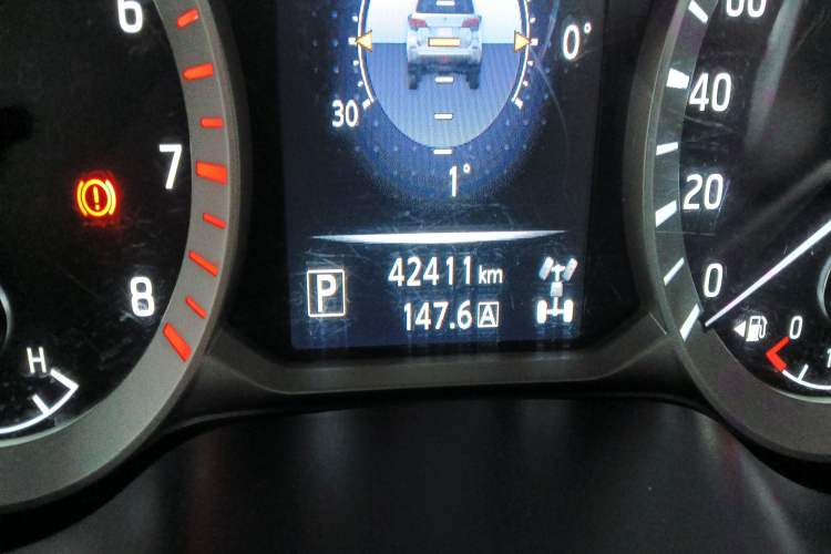 Used Nissan Terra 2020 2.5L XV 4WD Automatic Four-Wheel Drive Flagship Edition Odometer Close Up