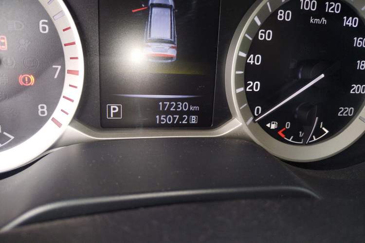 Used Nissan Terra 2020 2.5L XL Upper Automatic Two-Wheel Drive Luxury Edition Odometer Close Up