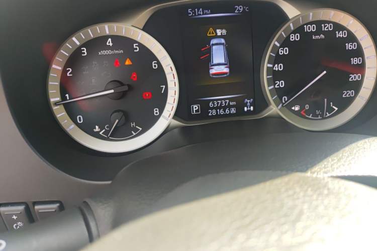 Used Nissan Terra 2020 2.5L XL Upper 4WD Automatic Four-Wheel Drive Luxury Edition Odometer Close Up