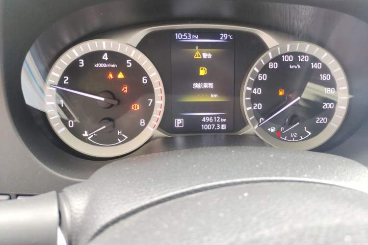 Used Nissan Terra 2020 2.5L XL Upper Automatic Two-Wheel Drive Luxury Edition Odometer Close Up