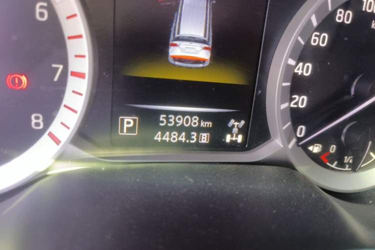 Used Nissan Terra 2020 2.5L XL Upper 4WD Automatic Four-Wheel Drive Luxury Edition Odometer Close Up