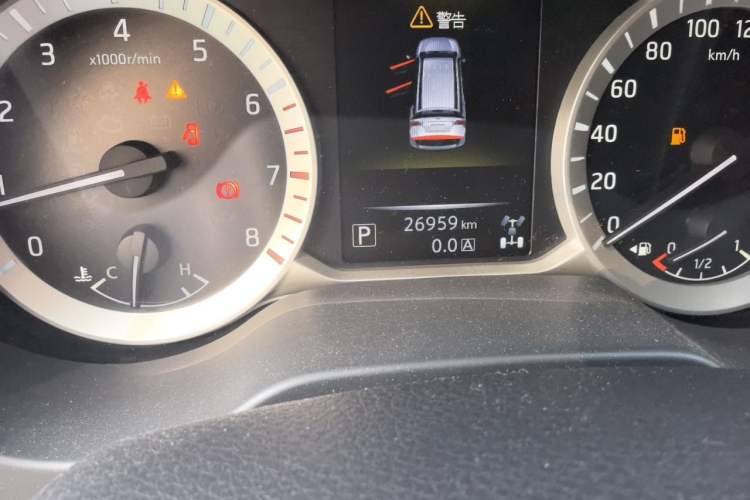 Used Nissan Terra 2020 2.5L XL Upper 4WD Automatic Four-Wheel Drive Luxury Edition Odometer Close Up
