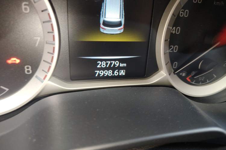 Used Nissan Terra 2020 2.5L XL Upper 4WD Automatic Four-Wheel Drive Luxury Edition Odometer Close Up