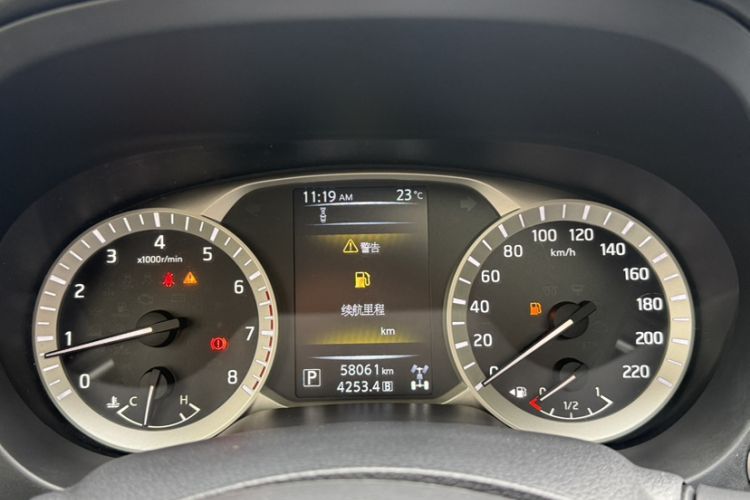 Used Nissan Terra 2020 2.5L XV 4WD Automatic Four-Wheel Drive Flagship Edition Odometer Close Up
