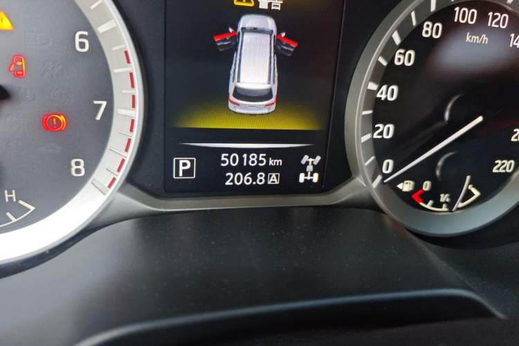 Used Nissan Terra 2020 2.5L XV 4WD Automatic Four-Wheel Drive Flagship Edition Odometer Close Up