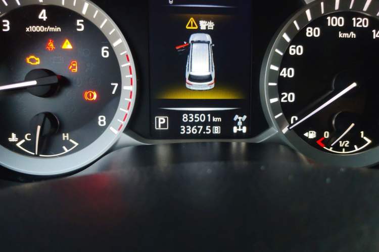 Used Nissan Terra 2020 2.5L XV 4WD Automatic Four-Wheel Drive Flagship Edition Odometer Close Up