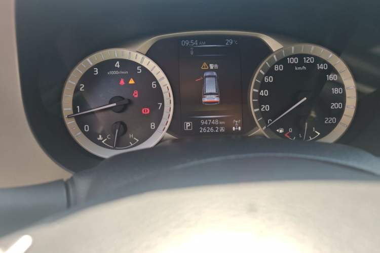 Used Nissan Terra 2020 2.5L XV 4WD Automatic Four-Wheel Drive Flagship Edition Odometer Close Up