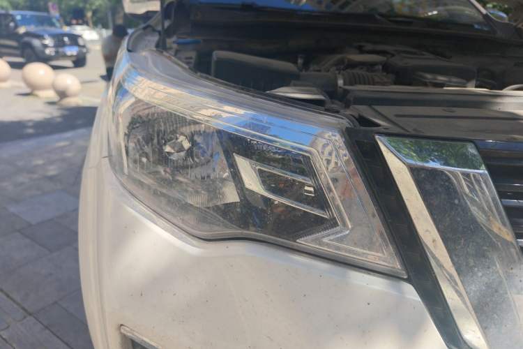 Used Nissan Terra 2020 2.5L XL Upper 4WD Automatic Four-Wheel Drive Luxury Edition Right Front Headlight