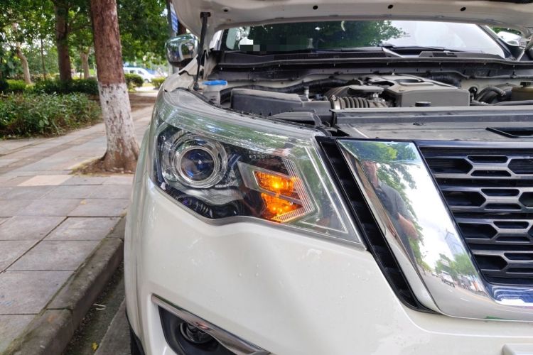 Used Nissan Terra 2020 2.5L XL Upper 4WD Automatic Four-Wheel Drive Luxury Edition Right Front Headlight