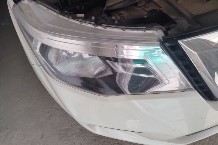 Used Nissan Terra 2020 2.5L XL Upper Automatic Two-Wheel Drive Luxury Edition Right Front Headlight