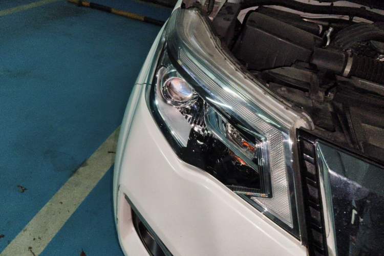Used Nissan Terra 2020 2.5L XV 4WD Automatic Four-Wheel Drive Flagship Edition Right Front Headlight