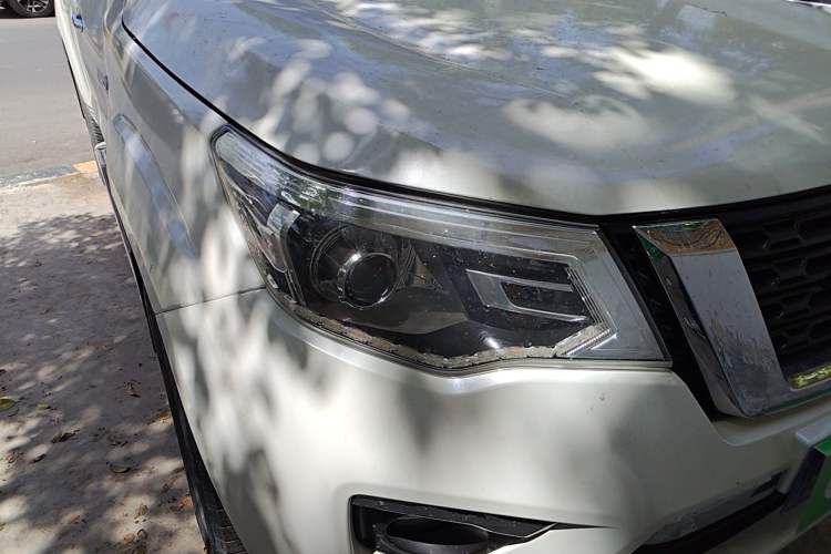 Used Nissan Terra 2020 2.5L XL Upper 4WD Automatic Four-Wheel Drive Luxury Edition Right Front Headlight
