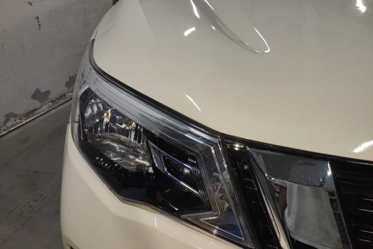 Used Nissan Terra 2020 2.5L XL Upper 4WD Automatic Four-Wheel Drive Luxury Edition Right Front Headlight