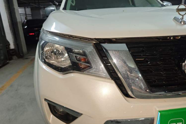 Used Nissan Terra 2020 2.5L XL Upper Automatic Two-Wheel Drive Luxury Edition Right Front Headlight