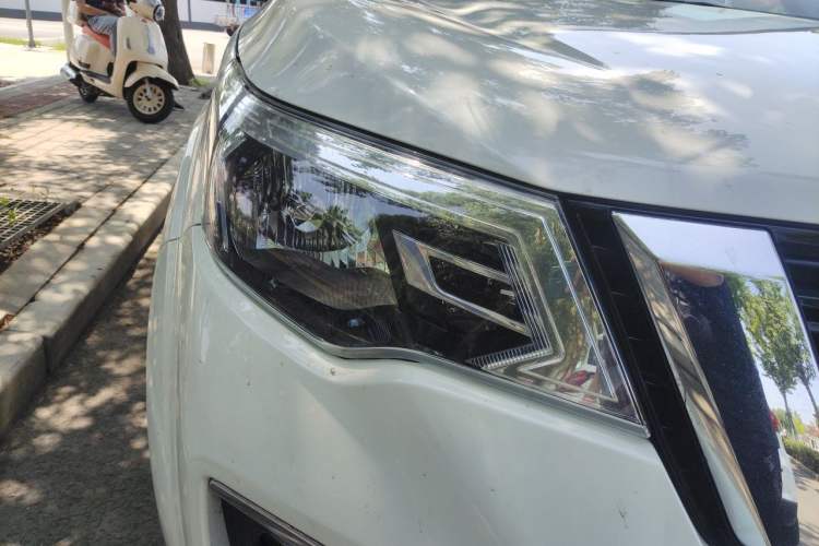 Used Nissan Terra 2020 2.5L XL Upper 4WD Automatic Four-Wheel Drive Luxury Edition Right Front Headlight