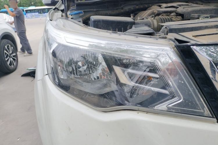 Used Nissan Terra 2020 2.5L XL Upper 4WD Automatic Four-Wheel Drive Luxury Edition Right Front Headlight