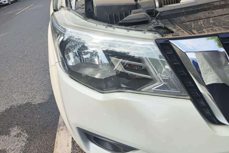 Used Nissan Terra 2020 2.5L XL Upper 4WD Automatic Four-Wheel Drive Luxury Edition Right Front Headlight