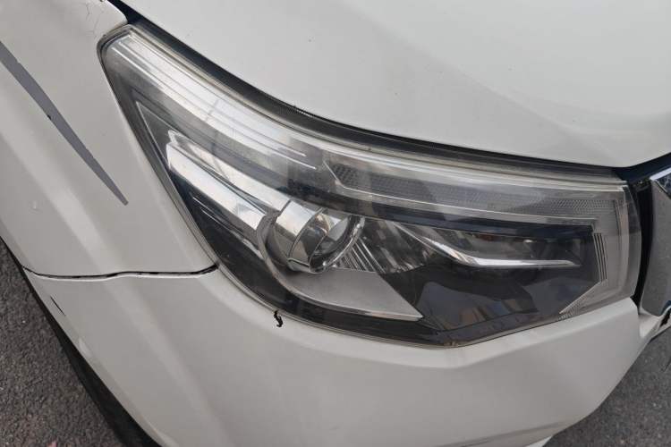 Used Nissan Terra 2020 2.5L XV 4WD Automatic Four-Wheel Drive Flagship Edition Right Front Headlight