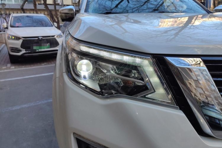Used Nissan Terra 2020 2.5L XV 4WD Automatic Four-Wheel Drive Flagship Edition Right Front Headlight