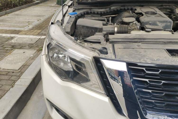 Used Nissan Terra 2020 2.5L XL Upper 4WD Automatic Four-Wheel Drive Luxury Edition Right Front Headlight